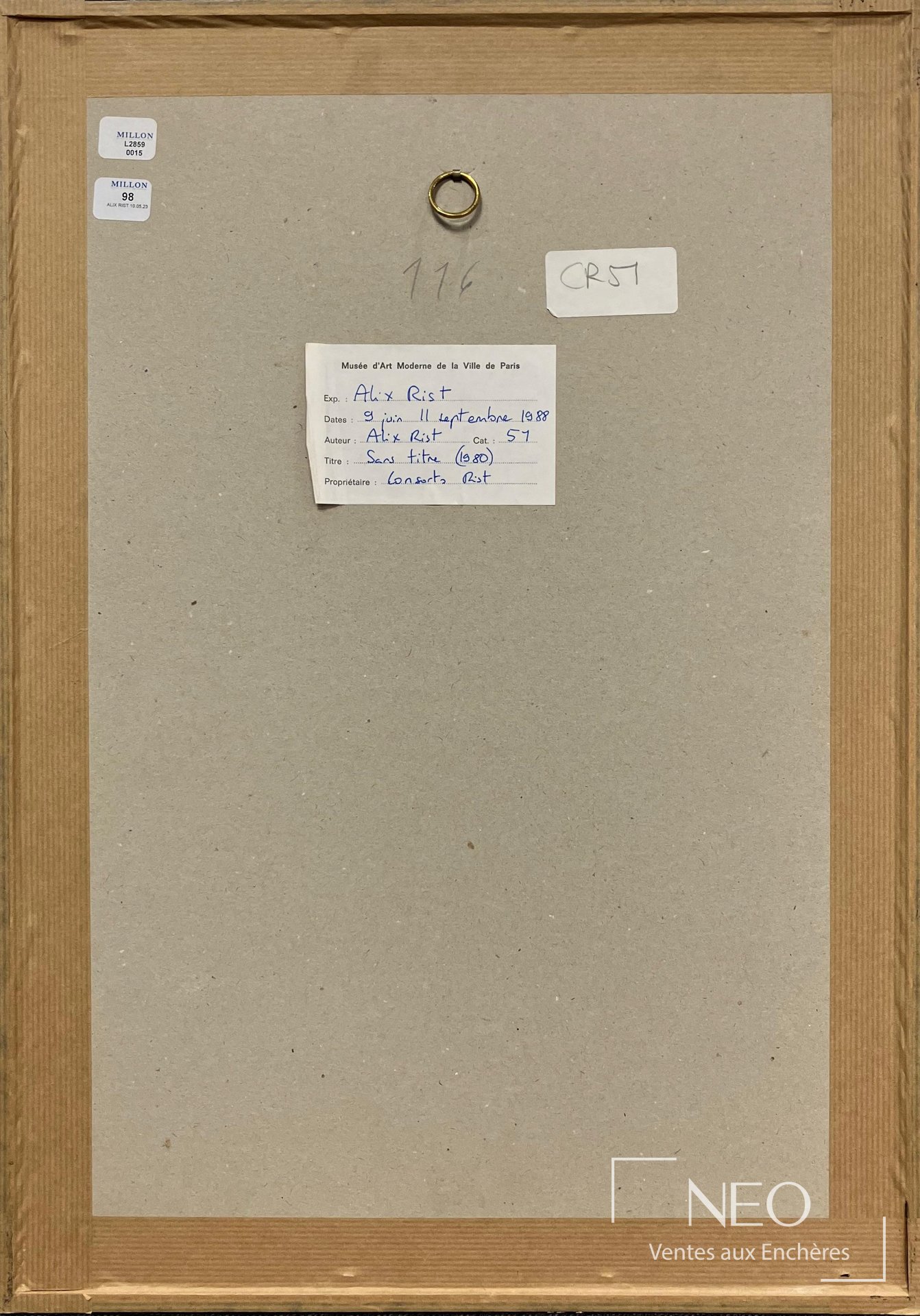 Dos du cadre avec étiquette d'exposition du Musée d'Art Moderne de la Ville de Paris.