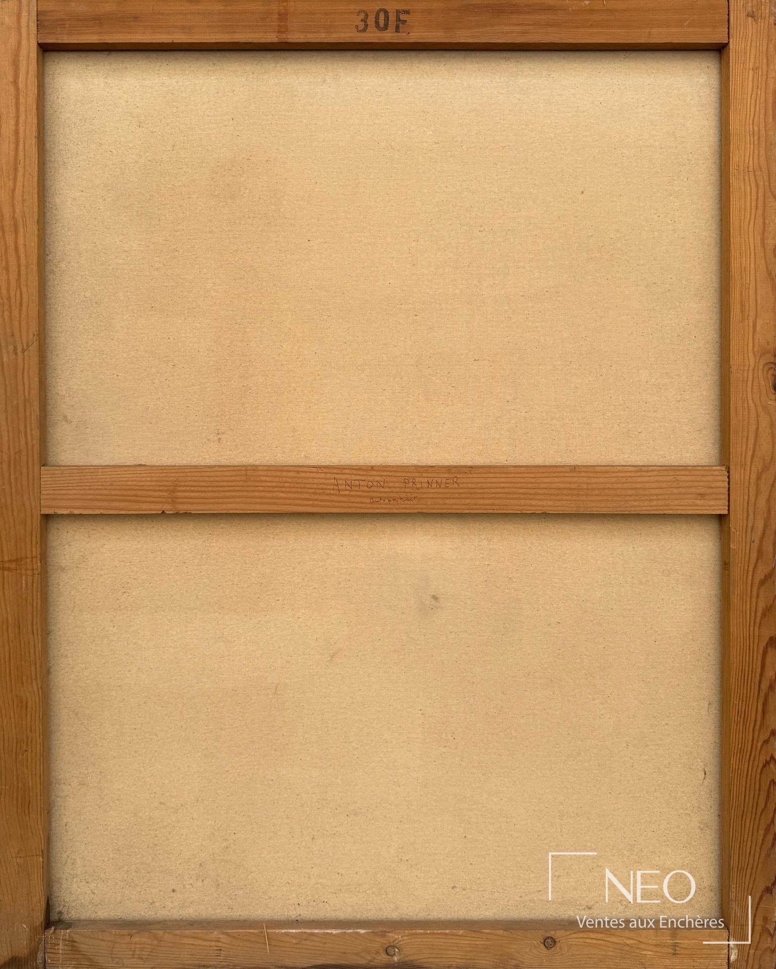 Dos de la toile tendue sur châssis en bois